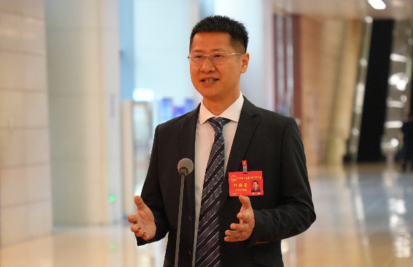 省人大代表、東莞先知大數據有限公司董事長兼首席科學家余旸:科技助力制造業 企業尋找出海通道